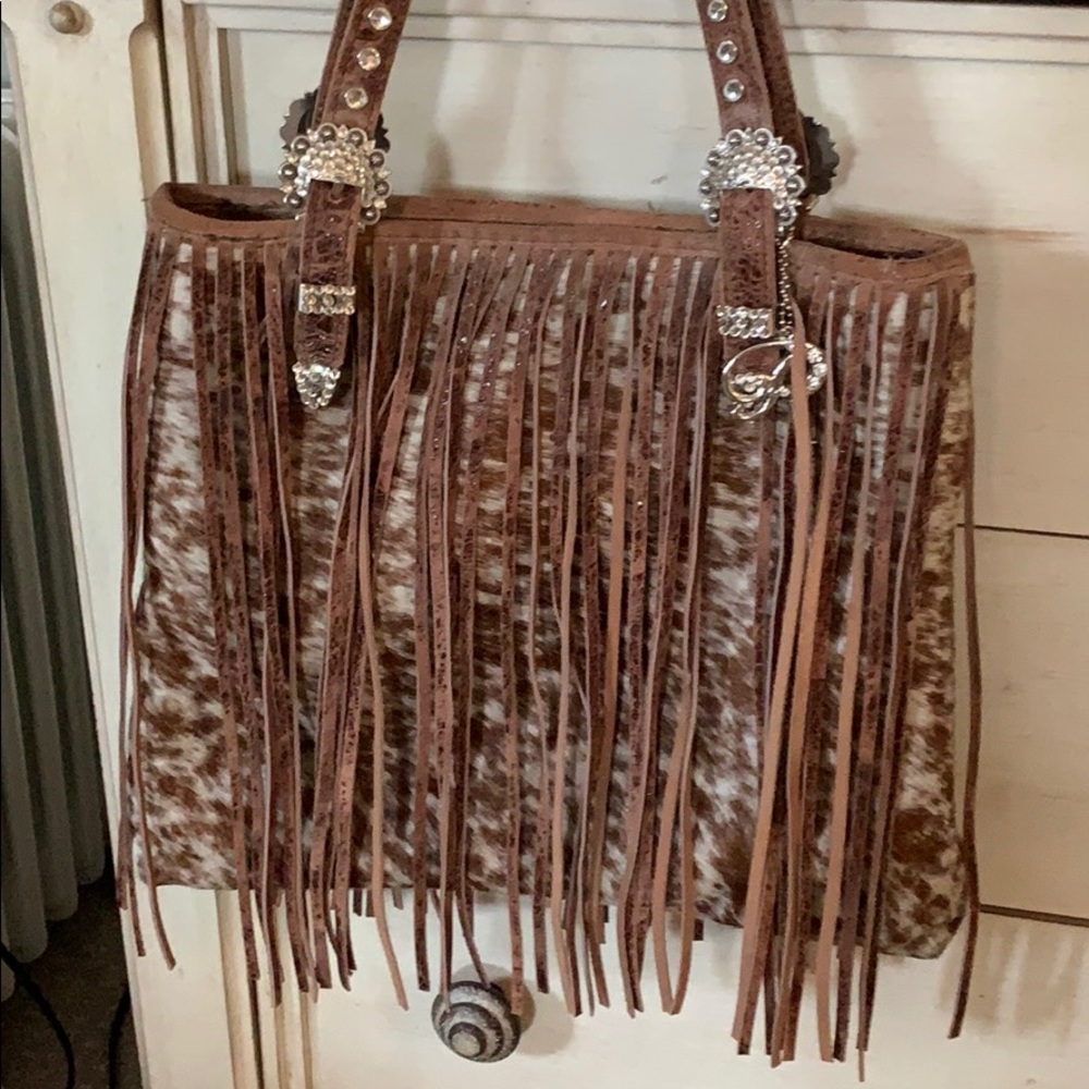 Raviani Western Cowhide/Leather Shoulder Tote!